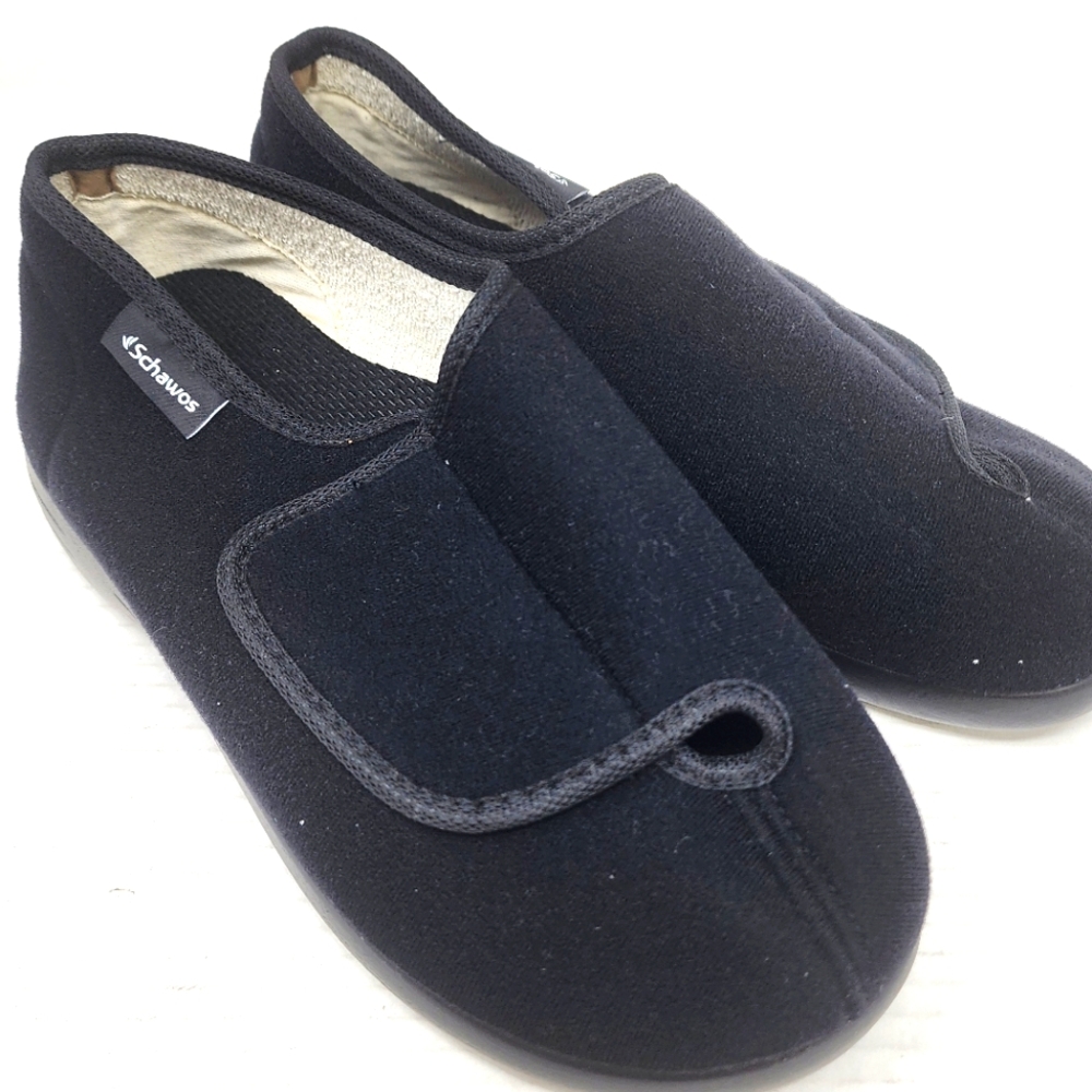 New Black House‎ Slippers Adjustable Slipon Sturdy Shoes Women Size 8.5 / 7 Men
